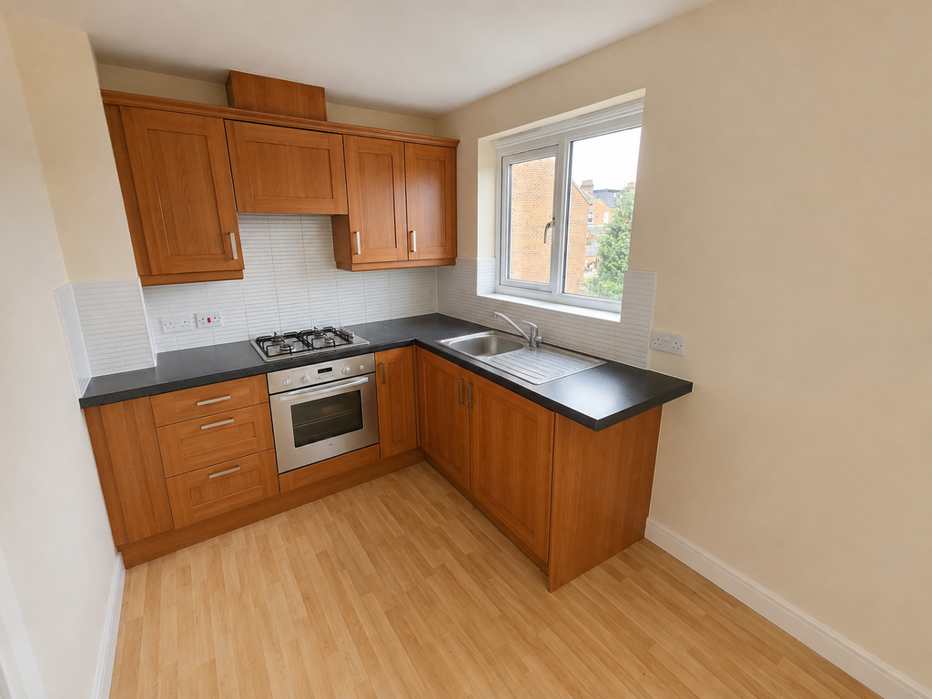 Property photo 2 of 11 Kitchen / Diner