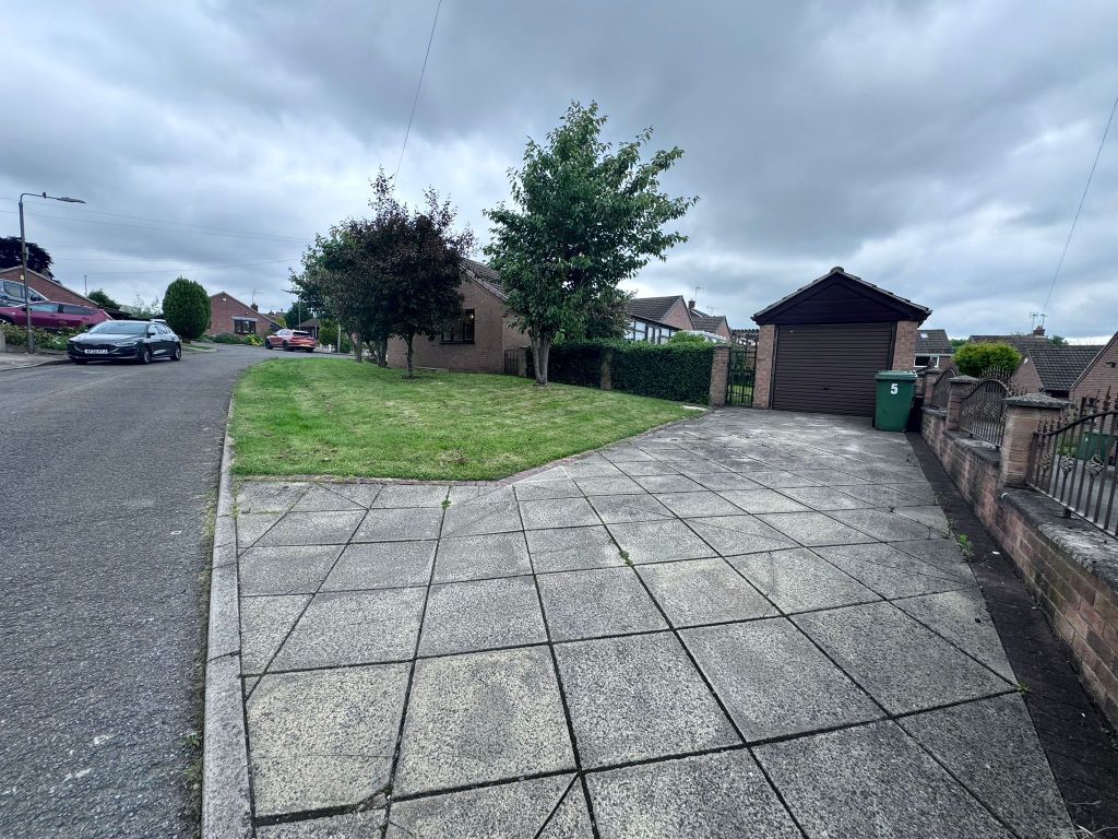 Property photo 2 of 16