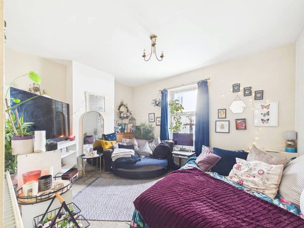 Property photo 2 of 11 Picture No. 03