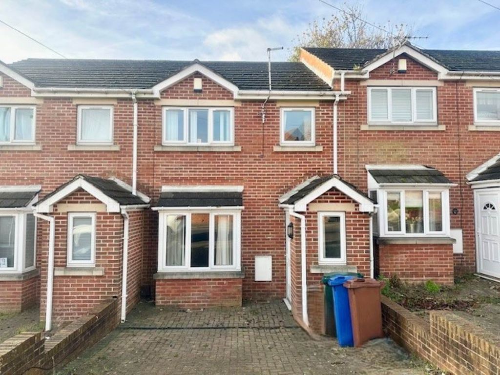 Property photo 1 of 1 Front