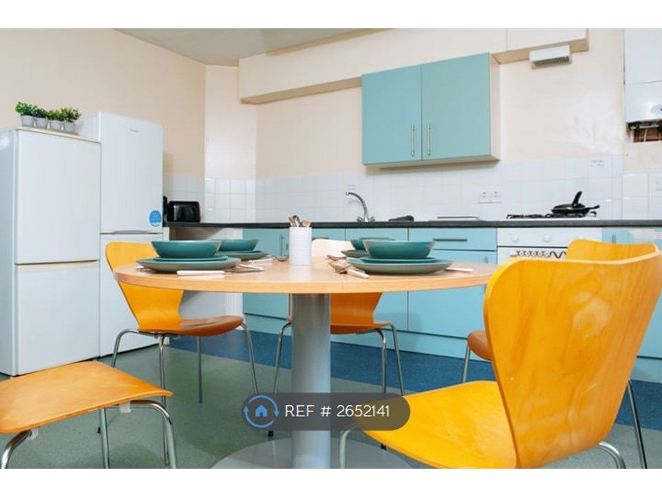 Property photo 3 of 6