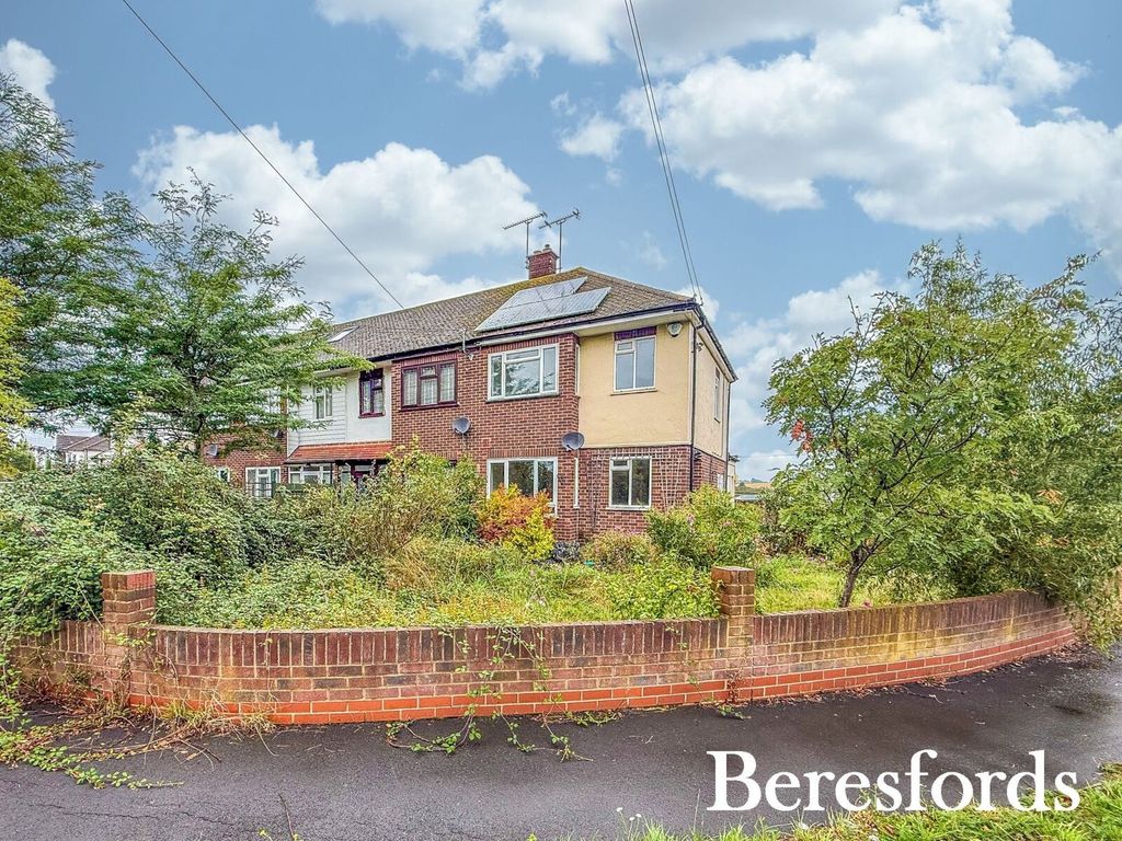 Property photo 1 of 39 Picture No. 11