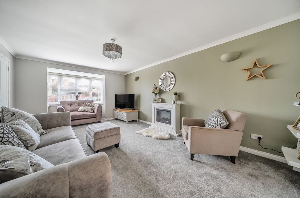 Property photo 2 of 16 2 - Living Room