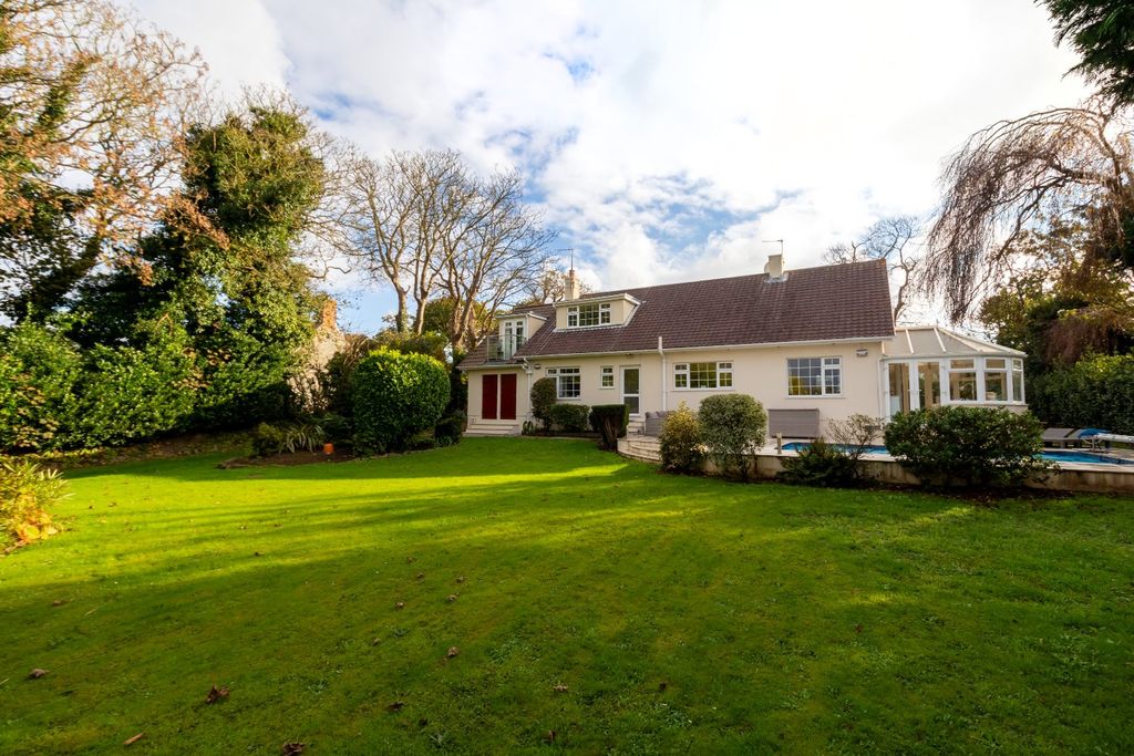Property photo 1 of 31 Picture No. 29