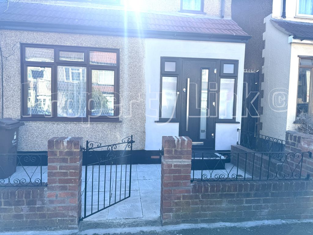 Property photo 1 of 51