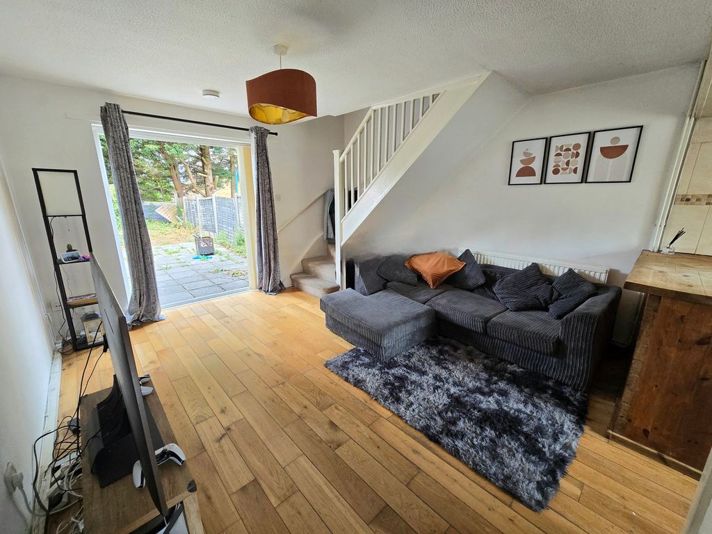 Property photo 2 of 11