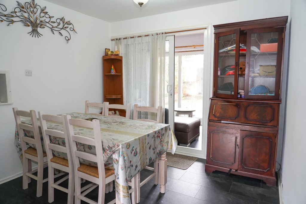 Additional image 9 of 3 bed end terrace house for saleGreat Knightleys, Basildon SS15