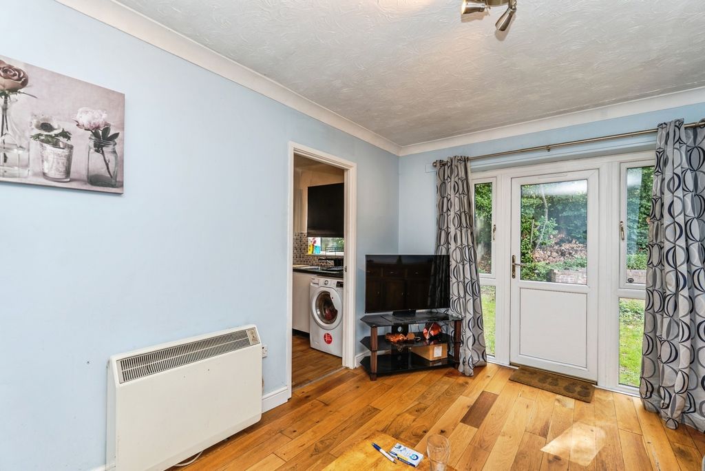 Property photo 3 of 17 Photo