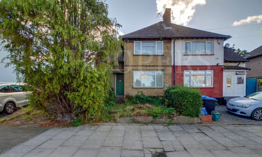 Property photo 1 of 12