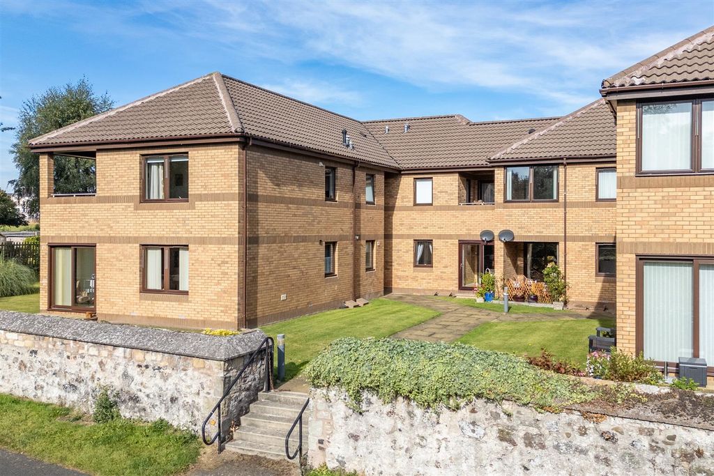 Property photo 1 of 14 15_Mayfield_Gardens-01.Jpg