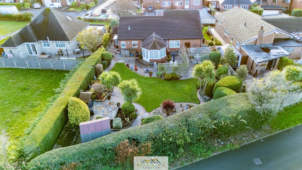 Property photo 3 of 38 Aerial 4