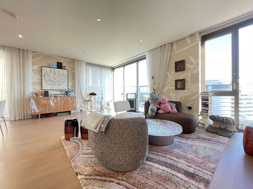 Property photo 1 of 27