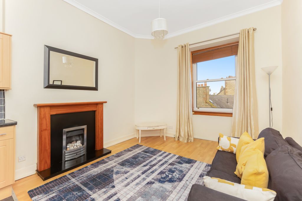 Property photo 2 of 11 Property Image 2