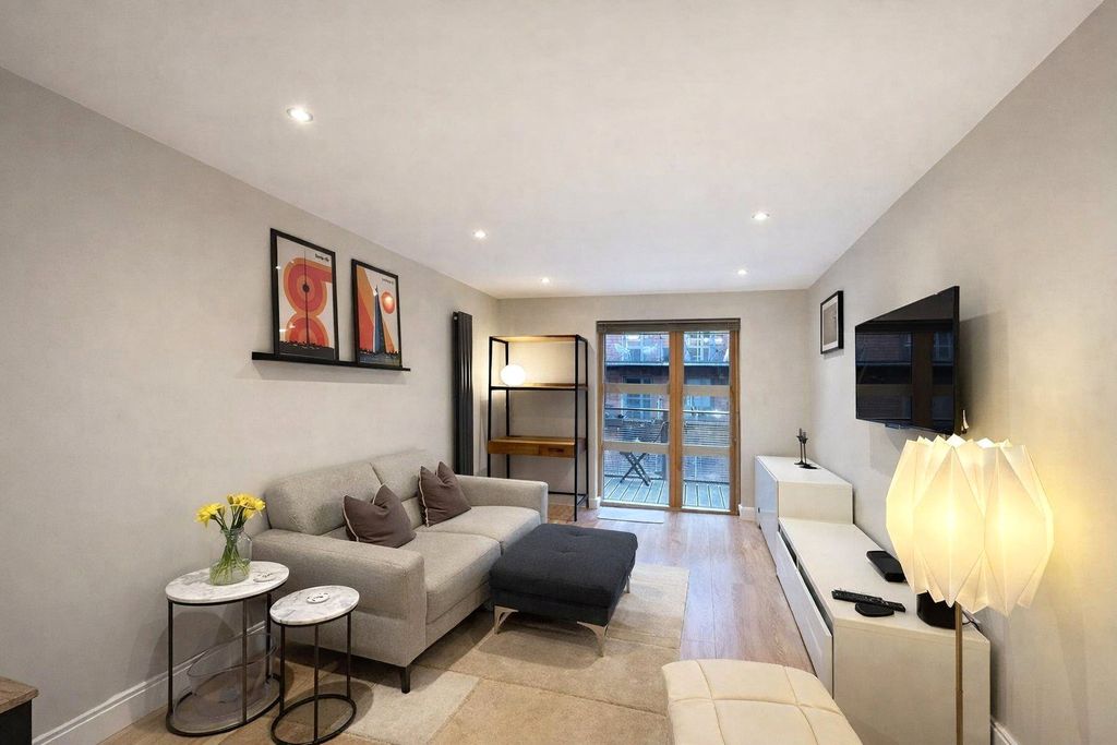 Property photo 1 of 9 Picture No. 14