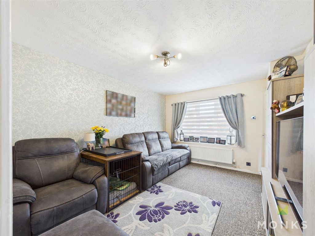 Property photo 2 of 12 Cam01420G0-Pr0749-Still017.Jpg