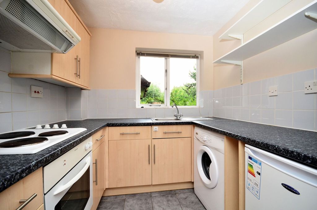 Property photo 2 of 4