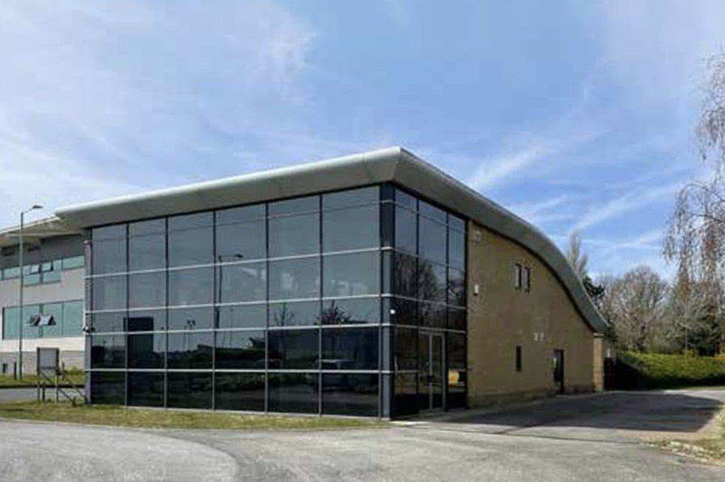 Property photo 3 of 10 Photo 2