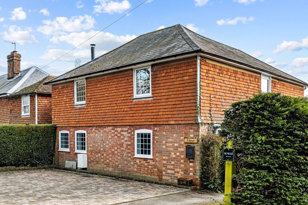 Property photo 1 of 21