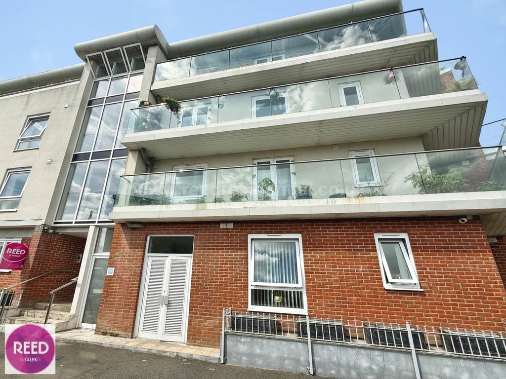 Property photo 2 of 13
