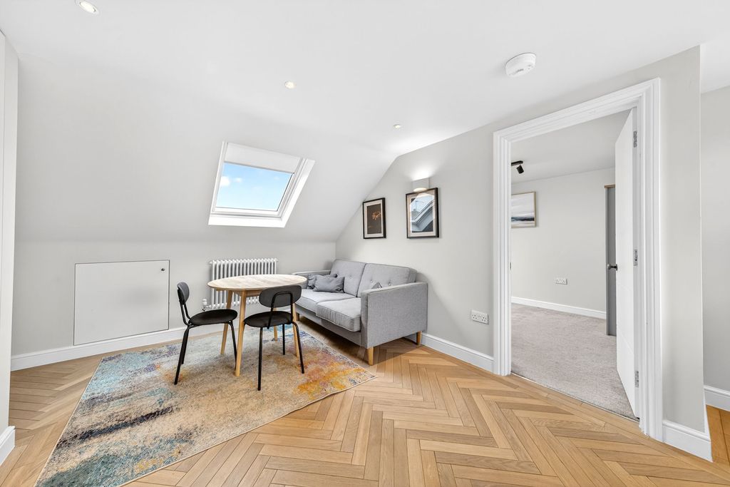 Property photo 2 of 22 Living Room 2