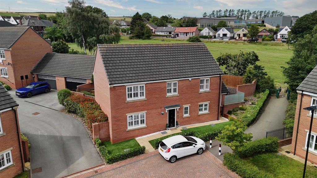 Property photo 1 of 32 Dji_Fly_20260706_111042_0855_1783332377614_Photo.J
