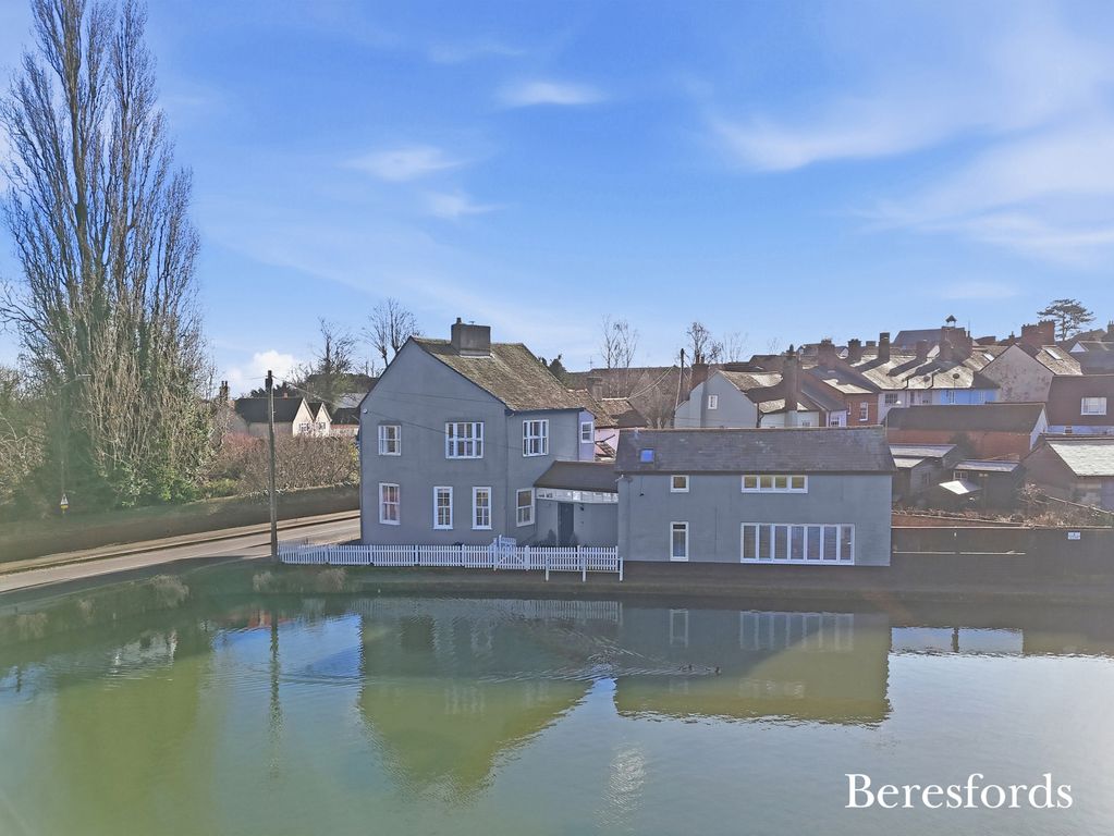 Property photo 1 of 34 Front