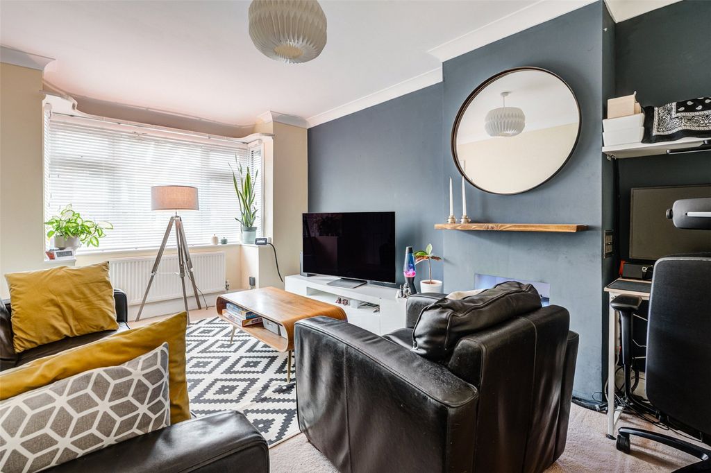 Property photo 2 of 15 Picture No. 05