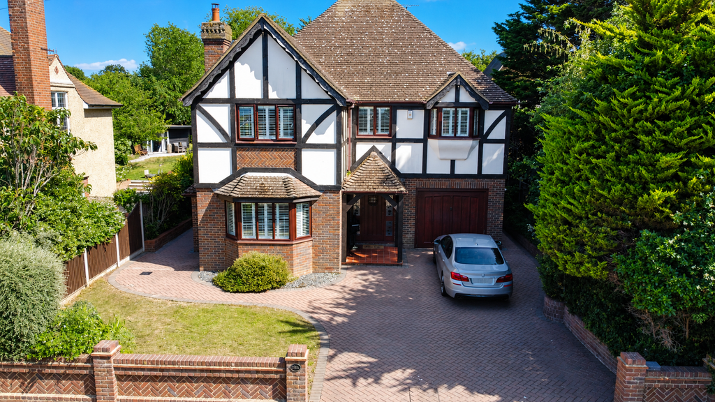 Property photo 1 of 27