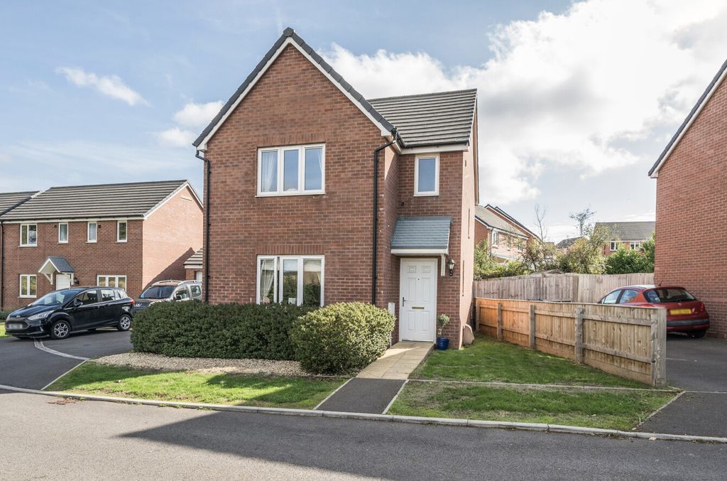 Property photo 1 of 24 1349337-15-68cd5c...