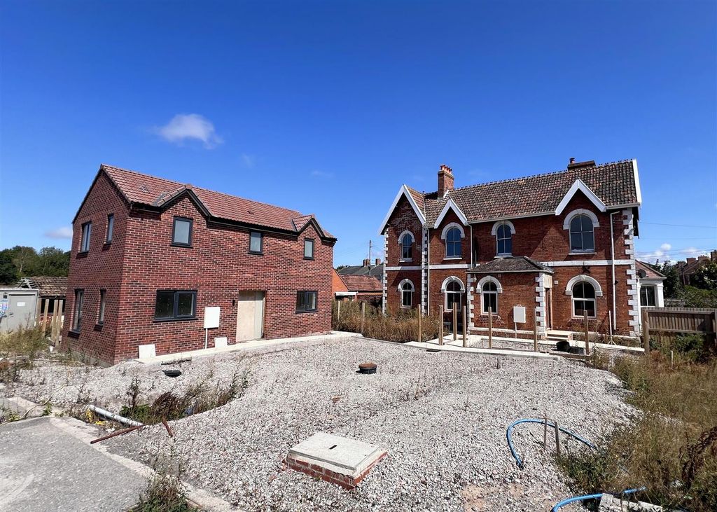 Property photo 2 of 19 2 - Development Opportunity For Auction, Highbridg