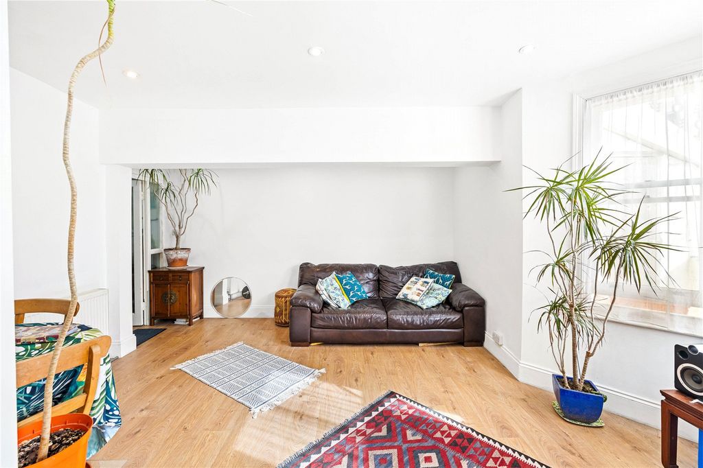 Additional image 8 of 1 bed flat for saleHova Villas, Hove, East Sussex BN3