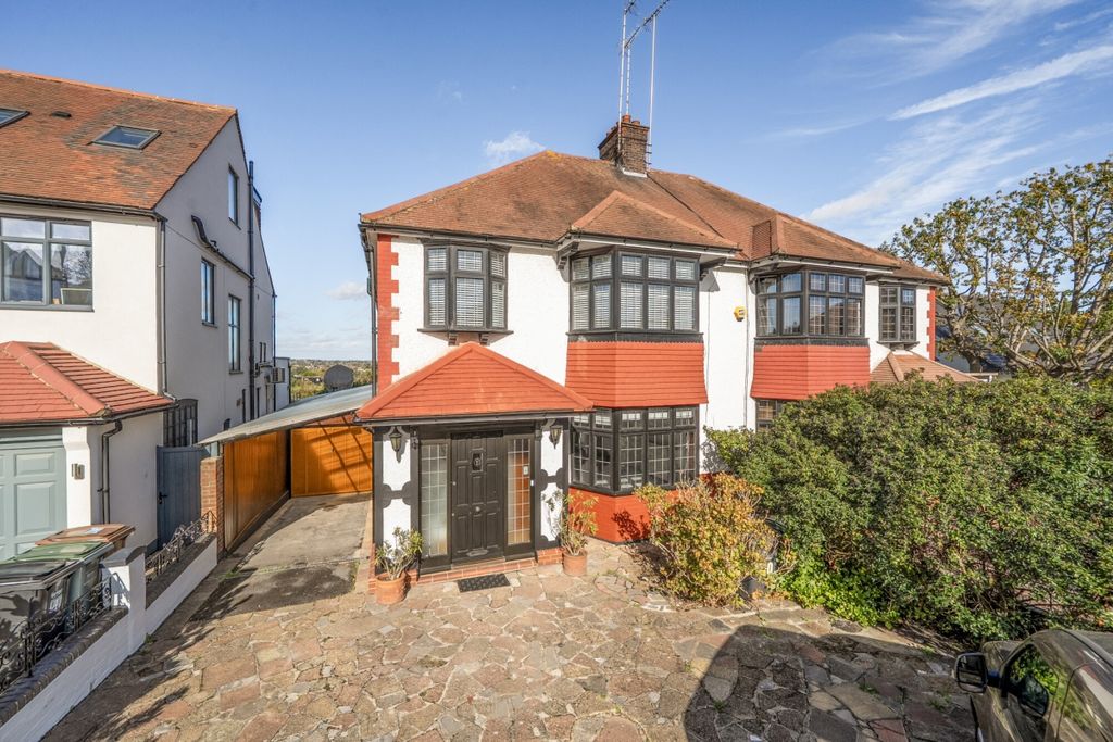 Property photo 1 of 20 1535183