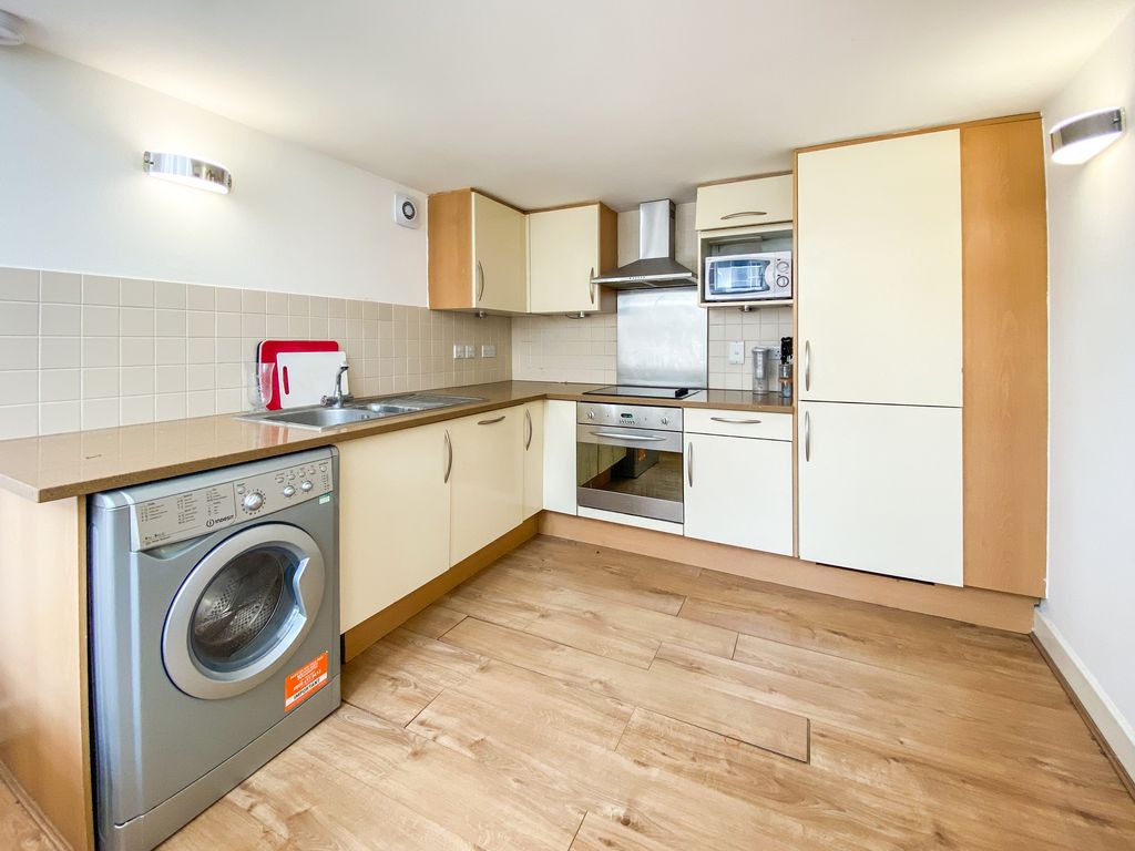 Property photo 2 of 12