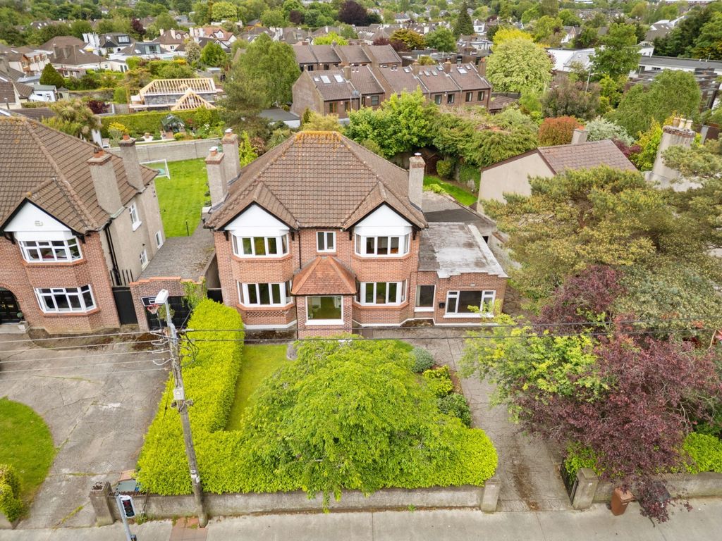 Property photo 1 of 27 Picture No. 24