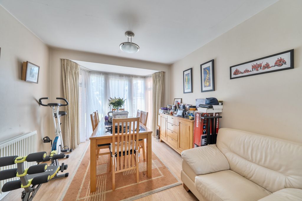 Property photo 3 of 9 1459030-9-6A16Ea3...