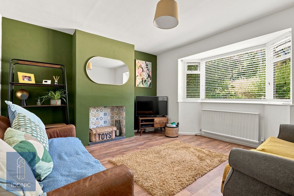 Property photo 2 of 17 Photo 6