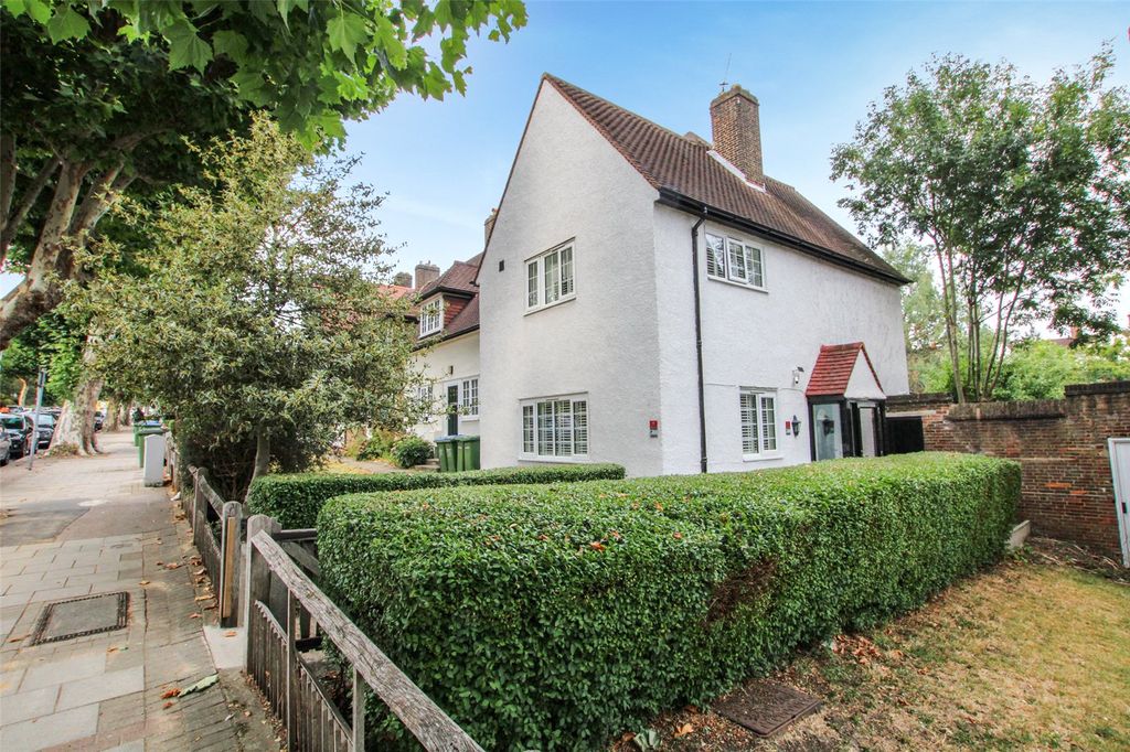Property photo 1 of 17 Picture No. 04