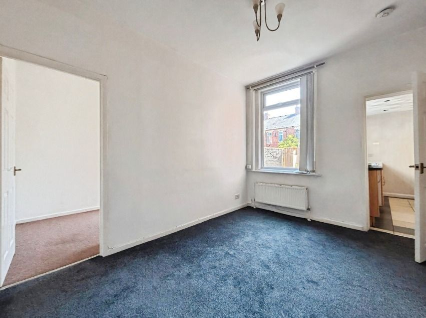Property photo 3 of 12 6118652