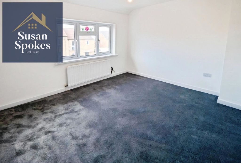 Property photo 2 of 8 Pbox-Img.Jpg