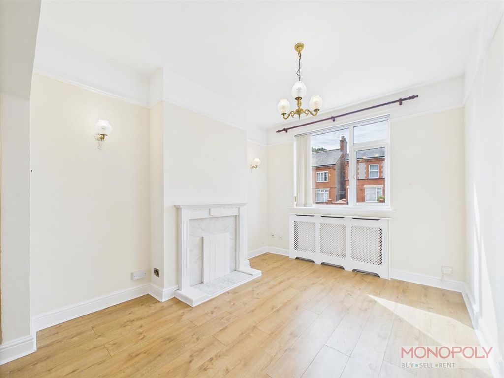 Property photo 2 of 17 Cam03815G0-Pr0323-Still005.Jpg
