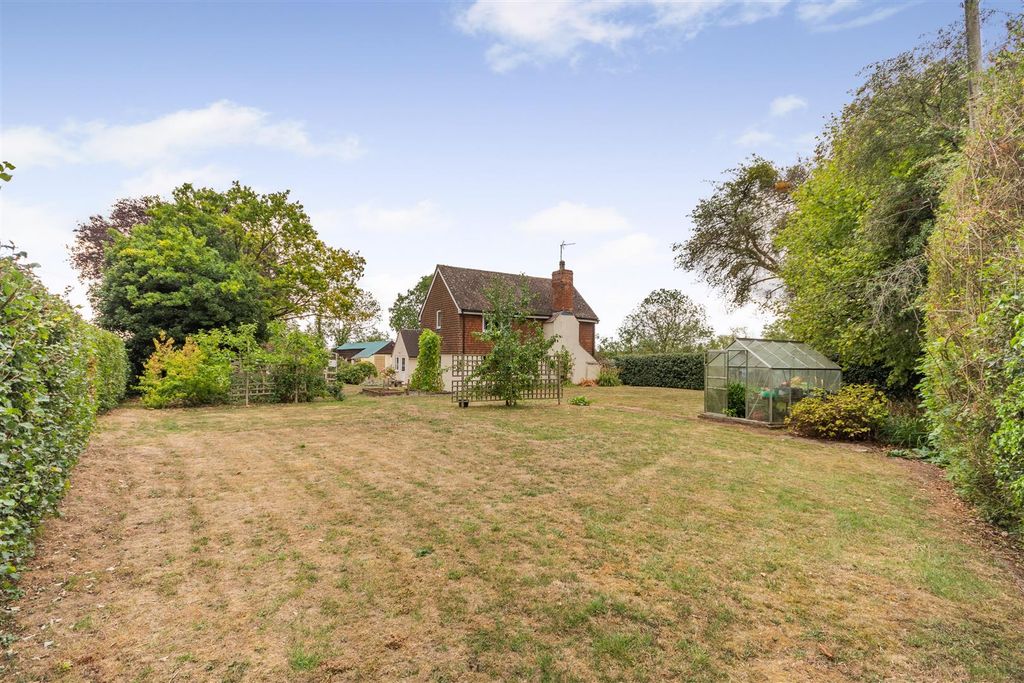 Property photo 2 of 32