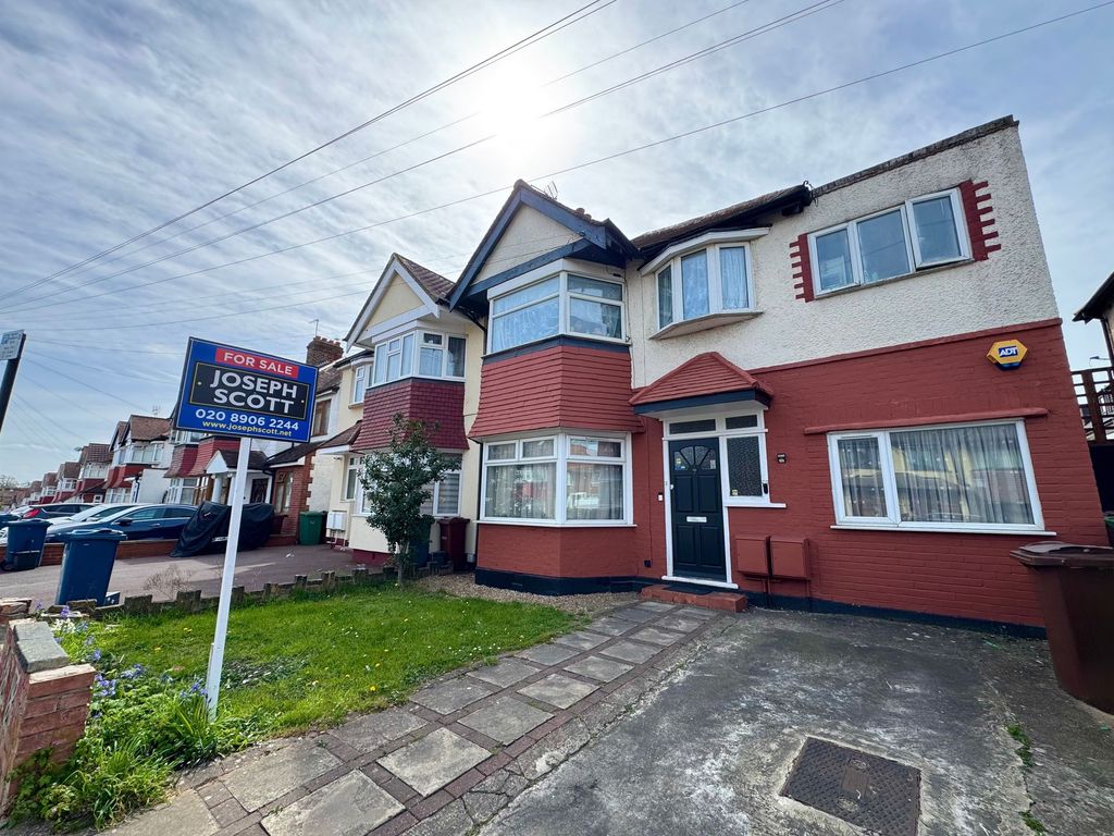 Property photo 1 of 14 Exterior