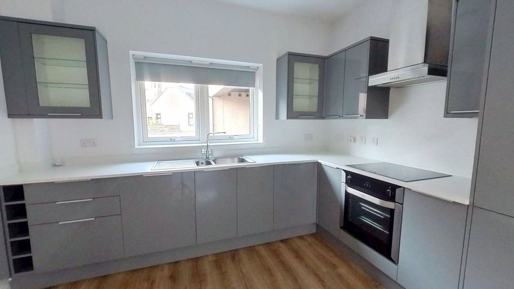 Property photo 3 of 18 Photo 3