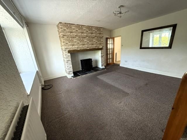 Property photo 2 of 13 Lounge