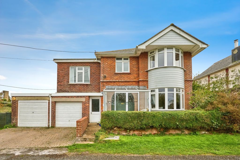 Property photo 1 of 15 Photo