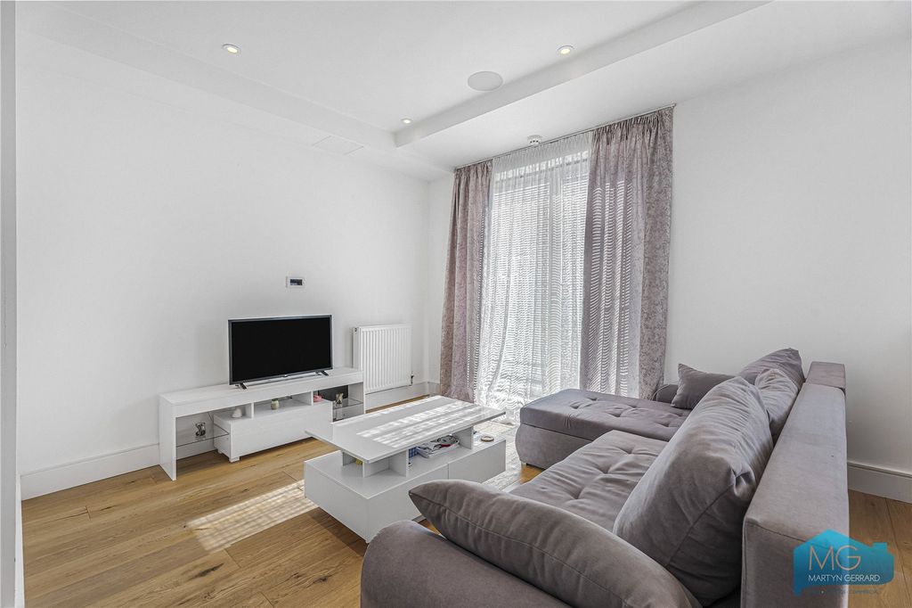Property photo 2 of 11 Picture No. 06