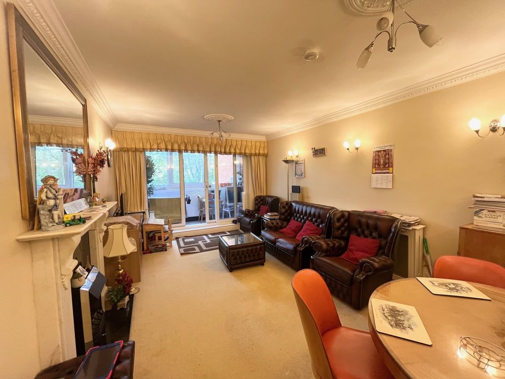 Property photo 2 of 9