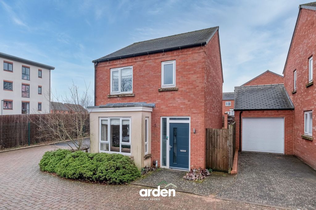 Property photo 1 of 15