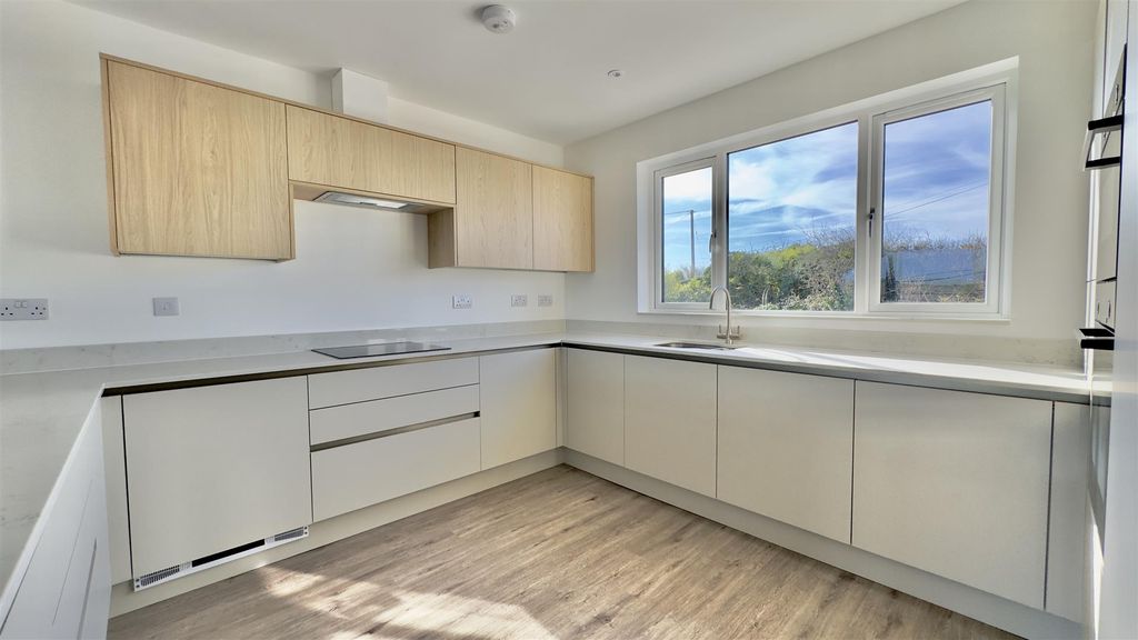 Additional image 9 of 4 bed property for saleWelway, Perranporth, Truro TR6