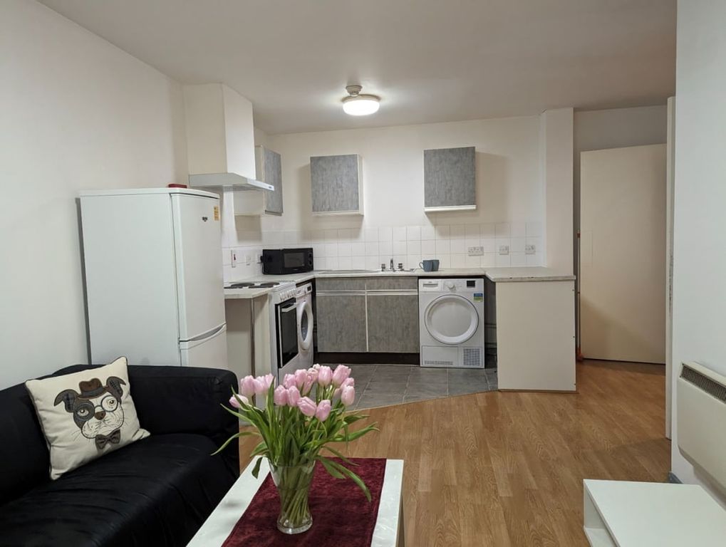 Property photo 2 of 7
